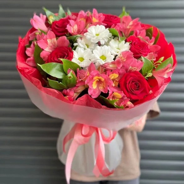 Букет цветов "Лада"